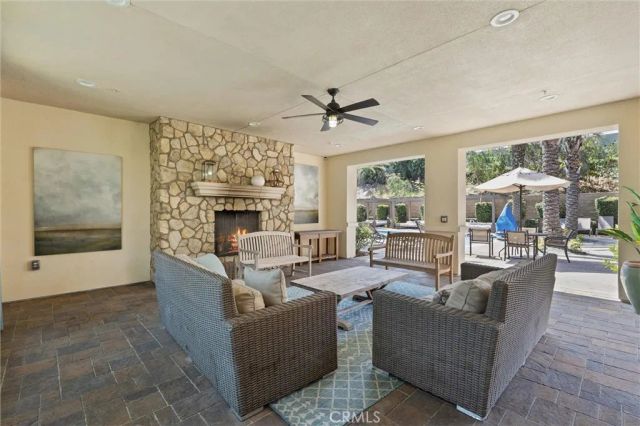 250 W Ridgewood, Long Beach, CA 90805