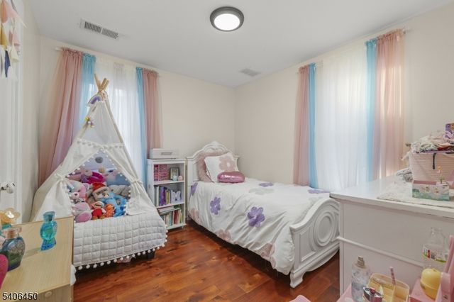 750 Madison Ave, Elizabeth City, NJ 07201