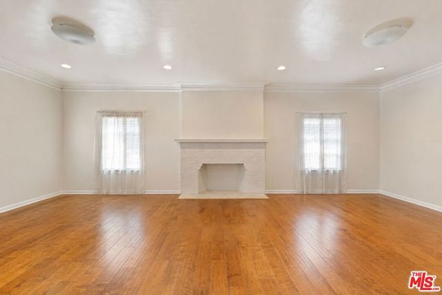826 Crenshaw Boulevard, Los Angeles, CA 90005