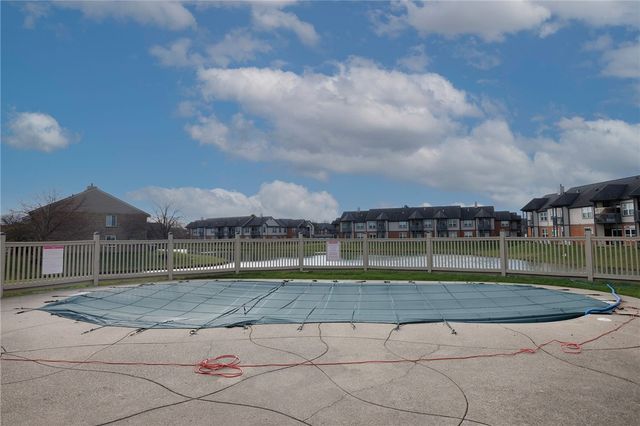 1528 Spinnaker Way, Washington Twp, OH 45458