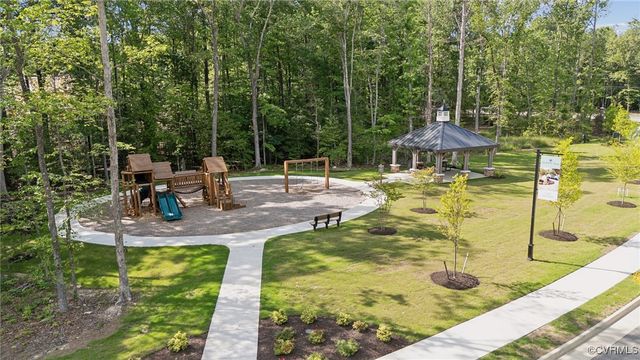 18118 Dogwood Flower Ln, Moseley, VA 23120