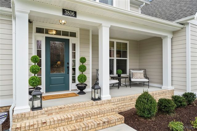 18118 Dogwood Flower Ln, Moseley, VA 23120