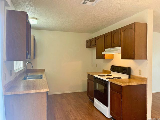 4942 GREY HAWK ST, San Antonio, TX 78217