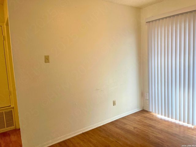 4942 GREY HAWK ST, San Antonio, TX 78217