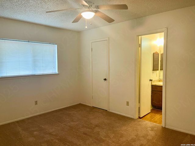 4942 GREY HAWK ST, San Antonio, TX 78217