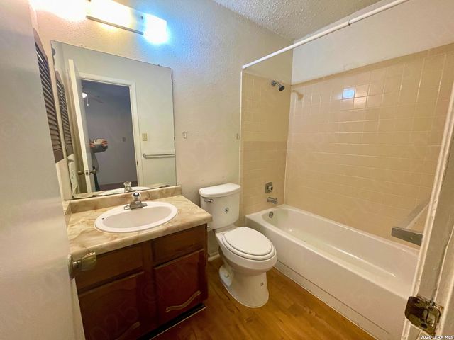 4942 GREY HAWK ST, San Antonio, TX 78217