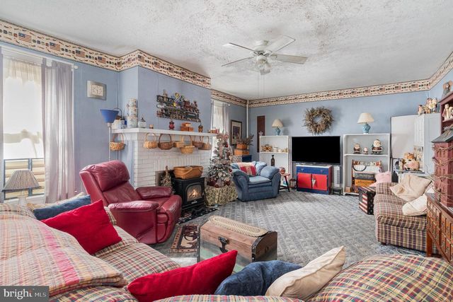 309 N N MORRIS STREET, Shippensburg, PA 17257