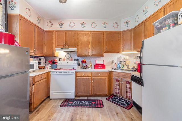 309 N N MORRIS STREET, Shippensburg, PA 17257