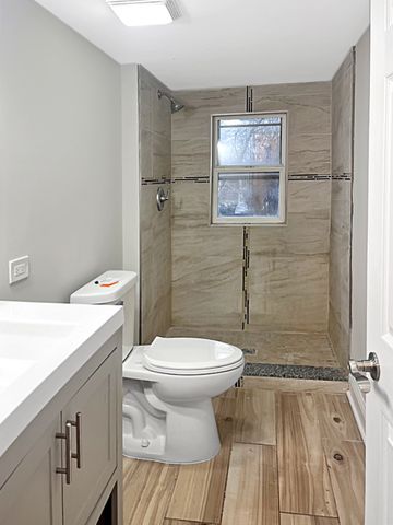 28 W 35th Place, Steger, IL 60475