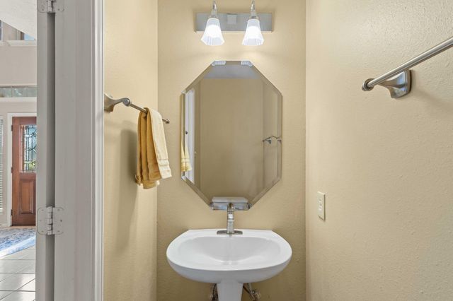 407 Barberry Lane, Baytown, TX 77520