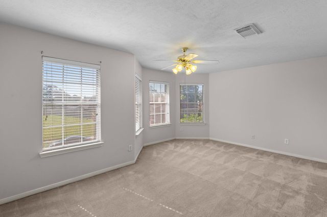 407 Barberry Lane, Baytown, TX 77520