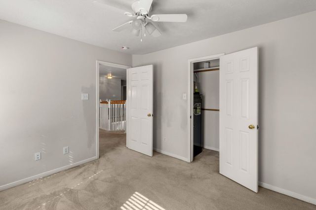 407 Barberry Lane, Baytown, TX 77520