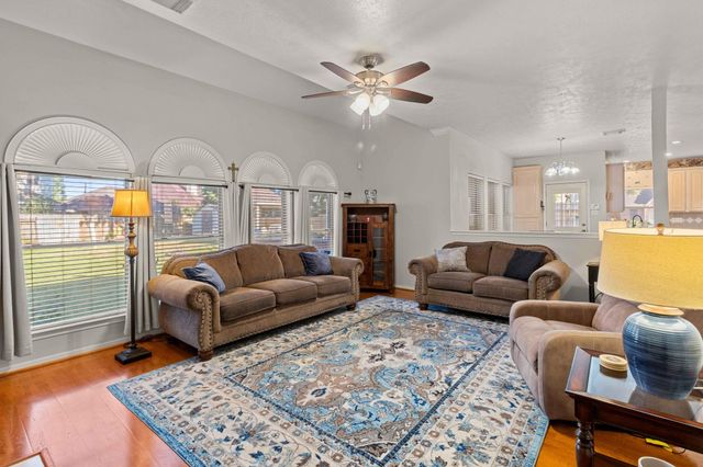 407 Barberry Lane, Baytown, TX 77520