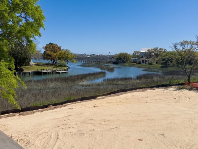 165 Melton Ave., Murrells Inlet, SC 29576