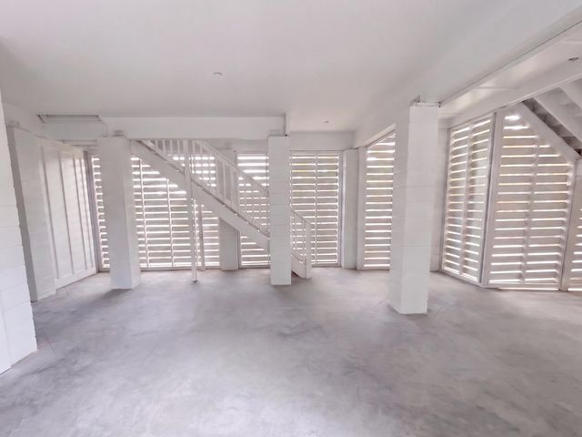 165 Melton Ave., Murrells Inlet, SC 29576