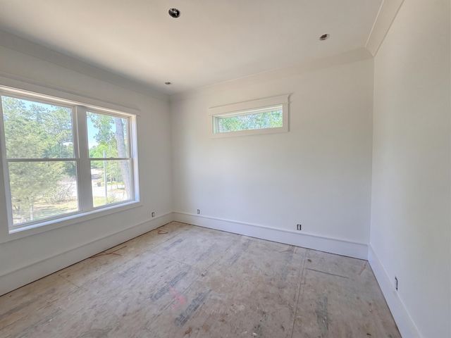 165 Melton Ave., Murrells Inlet, SC 29576