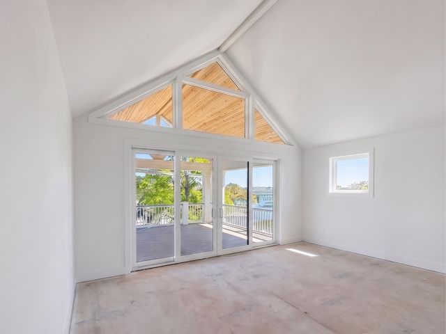 165 Melton Ave., Murrells Inlet, SC 29576