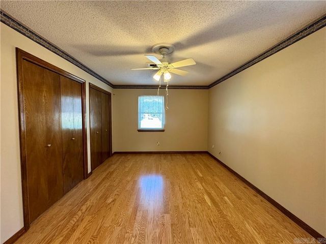 1504 Knoxville, Russellville, AR 72801