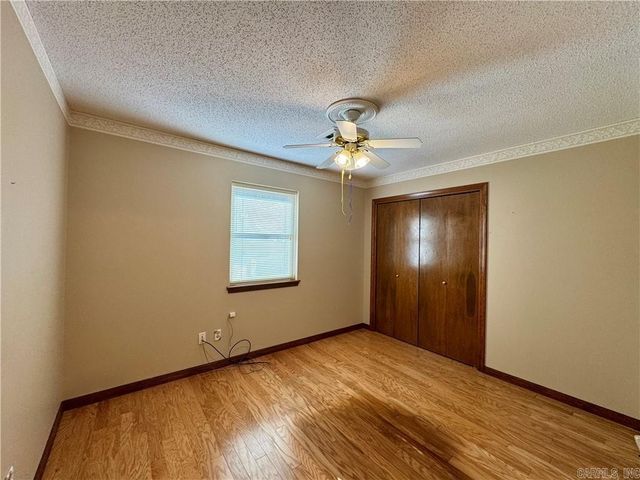 1504 Knoxville, Russellville, AR 72801