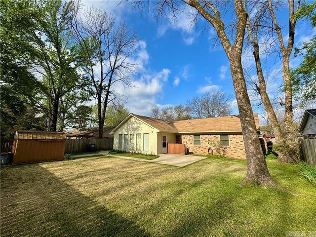 1504 Knoxville, Russellville, AR 72801