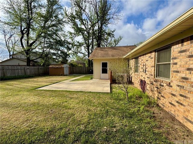 1504 Knoxville, Russellville, AR 72801