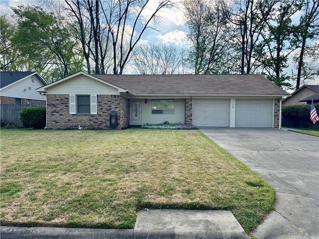 1504 Knoxville, Russellville, AR 72801