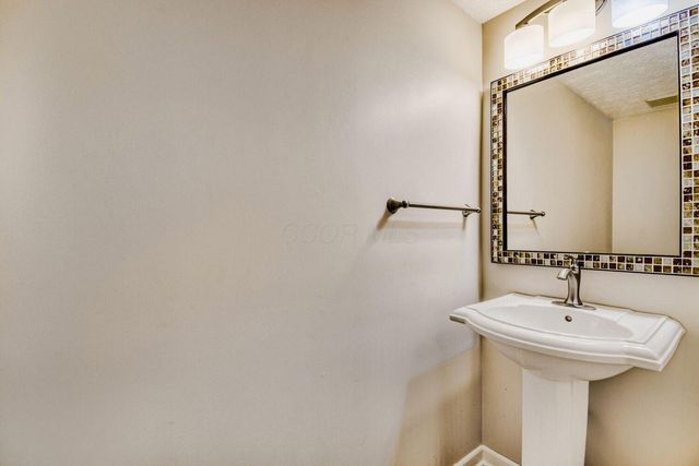 5217 Sierra Drive, Westerville, OH 43082