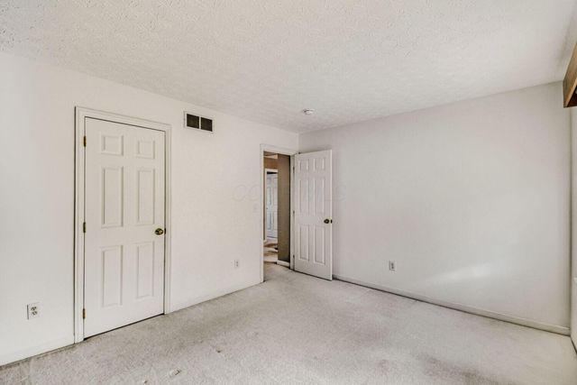 5217 Sierra Drive, Westerville, OH 43082