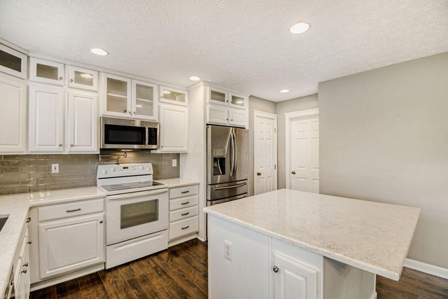 5217 Sierra Drive, Westerville, OH 43082