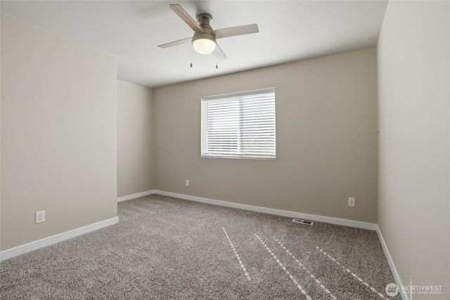 7225 E Last Refuge Way, Port Orchard, WA 98366