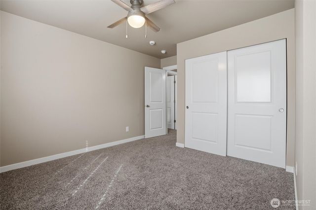 7225 E Last Refuge Way, Port Orchard, WA 98366