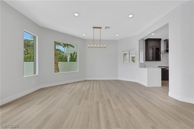 2589 Sun Reef Road, Las Vegas, NV 89128