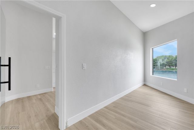 2589 Sun Reef Road, Las Vegas, NV 89128