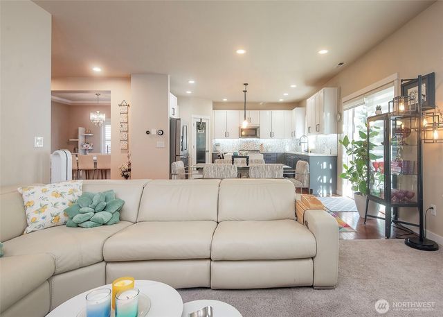 629 Emory Drive, Snohomish, WA 98290