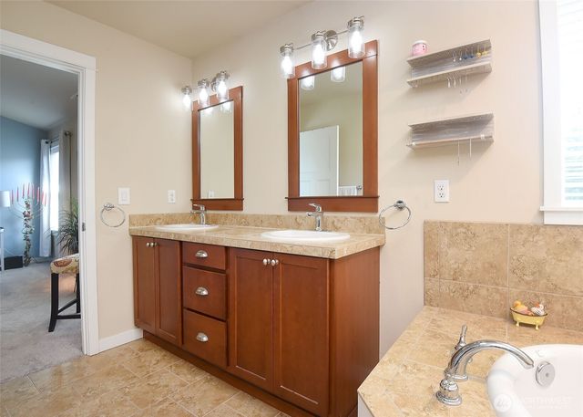 629 Emory Drive, Snohomish, WA 98290