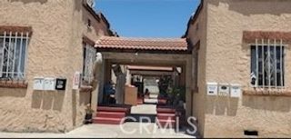 727 W 76th Street, Los Angeles, CA 90044