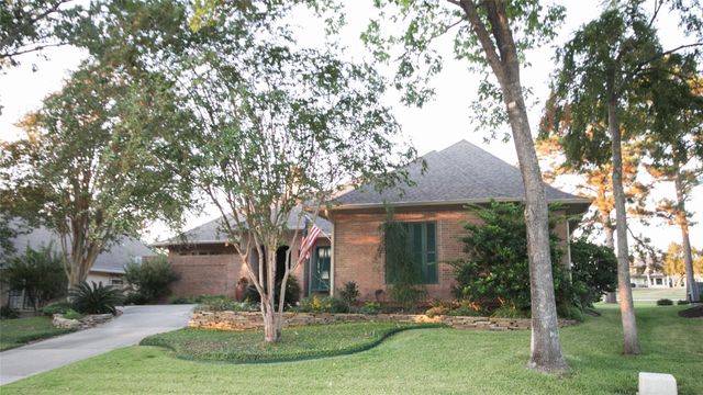 67 Brookgreen Circle N, Montgomery, TX 77356