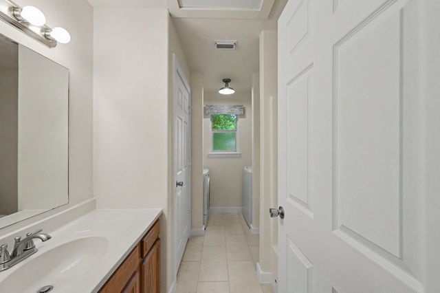 10807 Royal Tricia Drive, Conroe, TX 77303