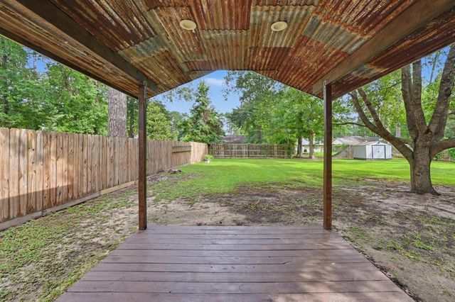 10807 Royal Tricia Drive, Conroe, TX 77303