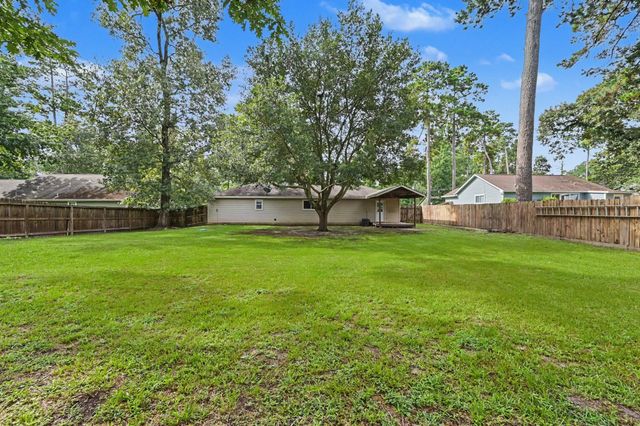 10807 Royal Tricia Drive, Conroe, TX 77303