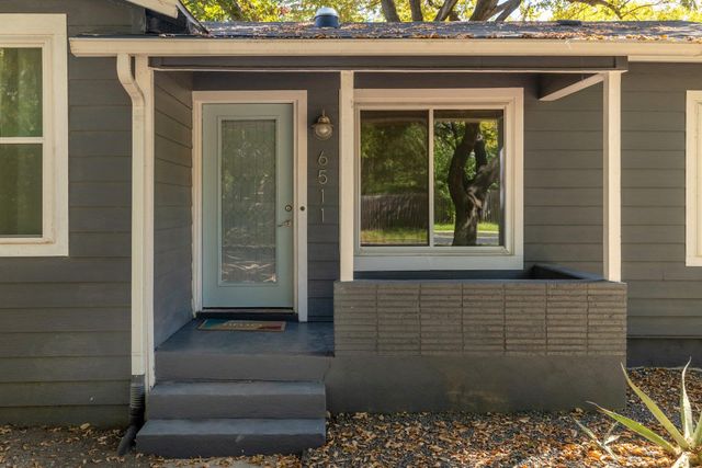6511 Chesterfield Ave, Austin, TX 78752