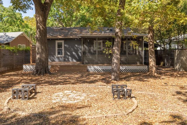 6511 Chesterfield Ave, Austin, TX 78752