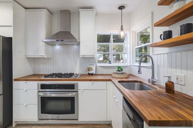 6511 Chesterfield Ave, Austin, TX 78752