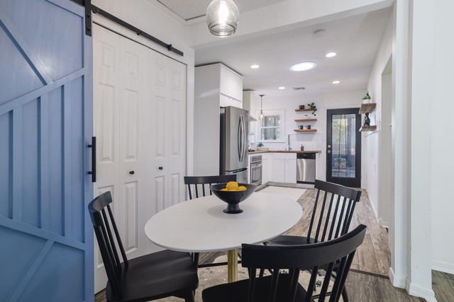 6511 Chesterfield Ave, Austin, TX 78752