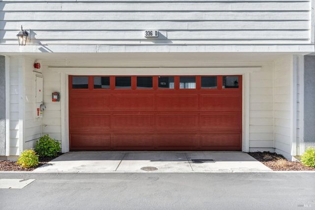 336 Pear Tree Ln #D, Napa, CA 94558