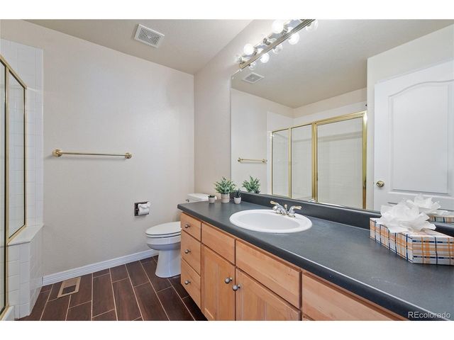 22426 E Roxbury Pl, Aurora, CO 80016