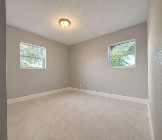 1321 W 3rd Street, Riviera Beach, FL 33404