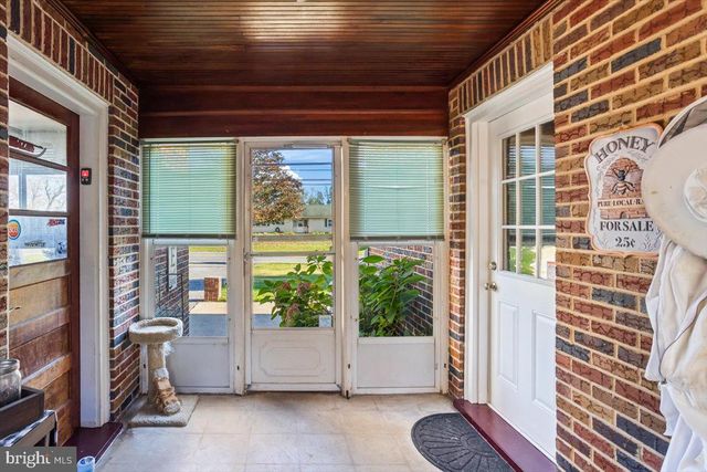 265 CONEWAGO CREEK RD, Manchester, PA 17345