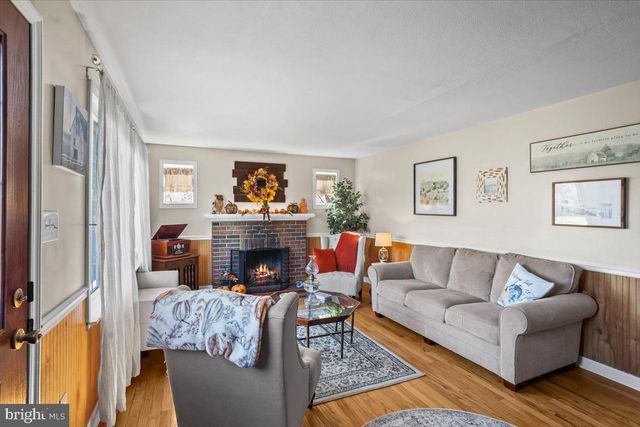 265 CONEWAGO CREEK RD, Manchester, PA 17345