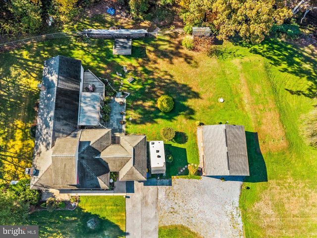 265 CONEWAGO CREEK RD, Manchester, PA 17345